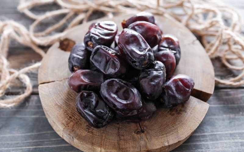 قیمت خرما رطب مشکی با کیفیت ارزان + خرید عمده